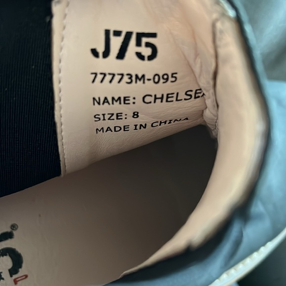 J75 by Jump black leather round toe pull on Chelsea boots - Picture 5 of 5